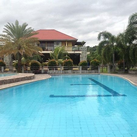 Calinisan Beach Resort Batangas Exterior photo